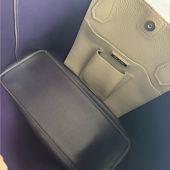 Tory Burch Tote - Picture 7 of 9